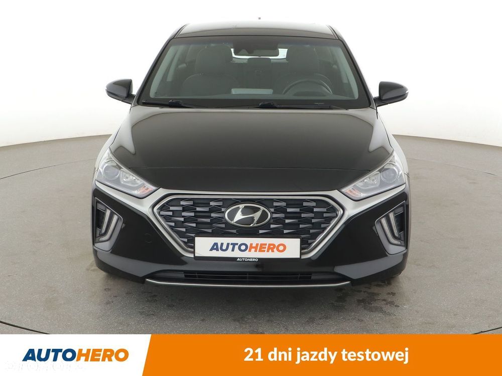 Hyundai IONIQ - 9