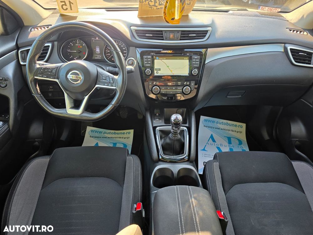 Nissan Qashqai - 11