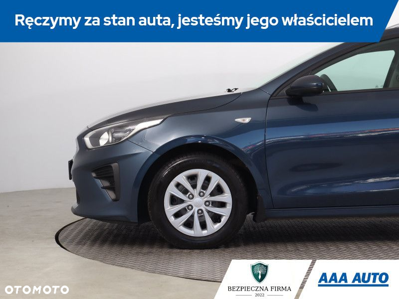 Kia Ceed - 16