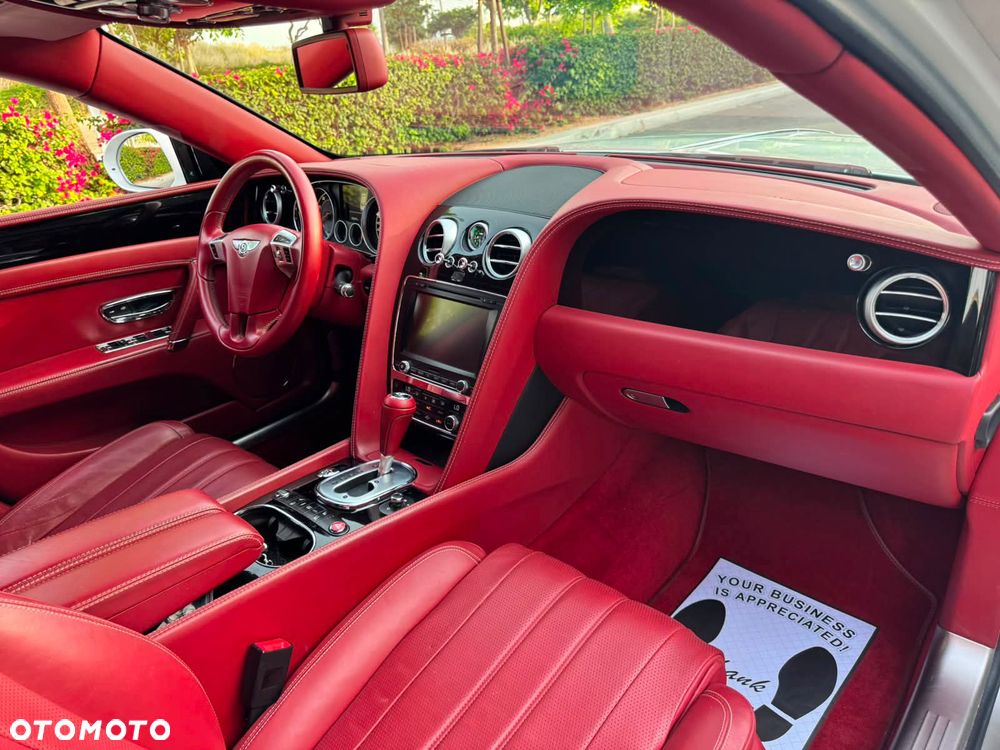 Bentley Flying Spur - 10