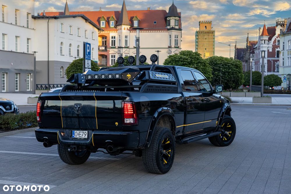 Dodge RAM 5.7 4x4 - 6