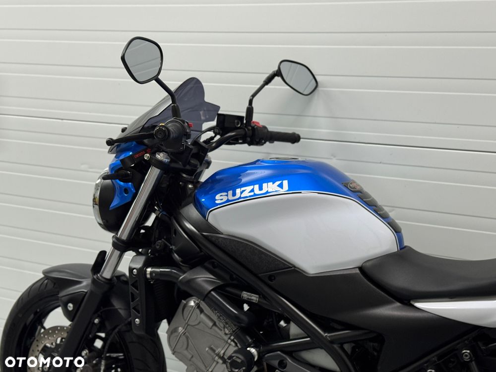 Suzuki SV - 21
