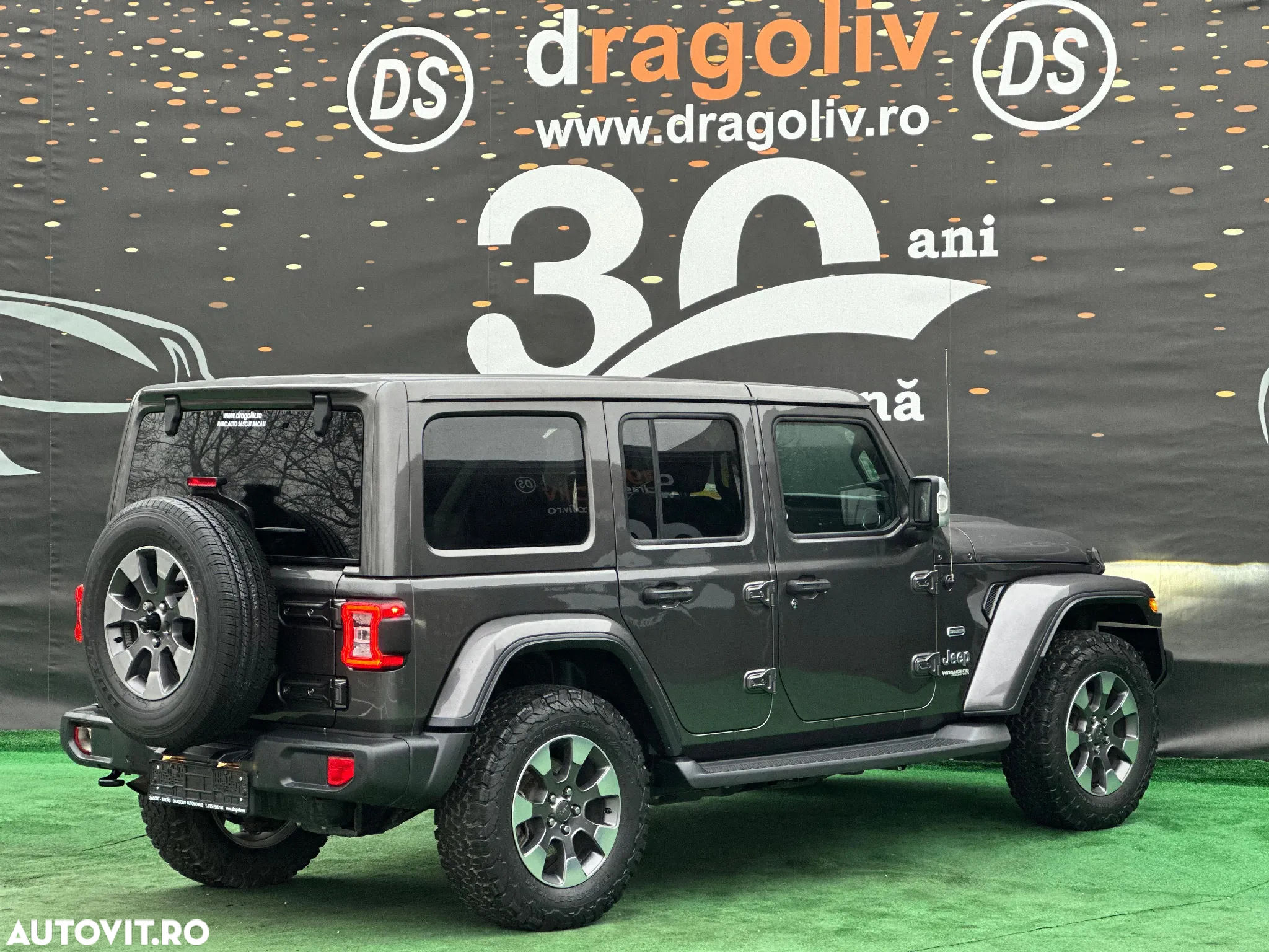 Jeep Wrangler - 4