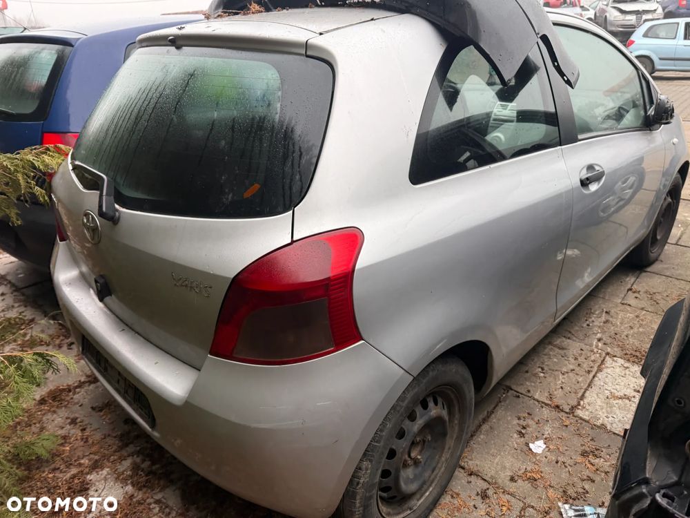 Toyota Yaris II 1.3 Skrzynia Maska Klapa Drzwi Lampa - 3