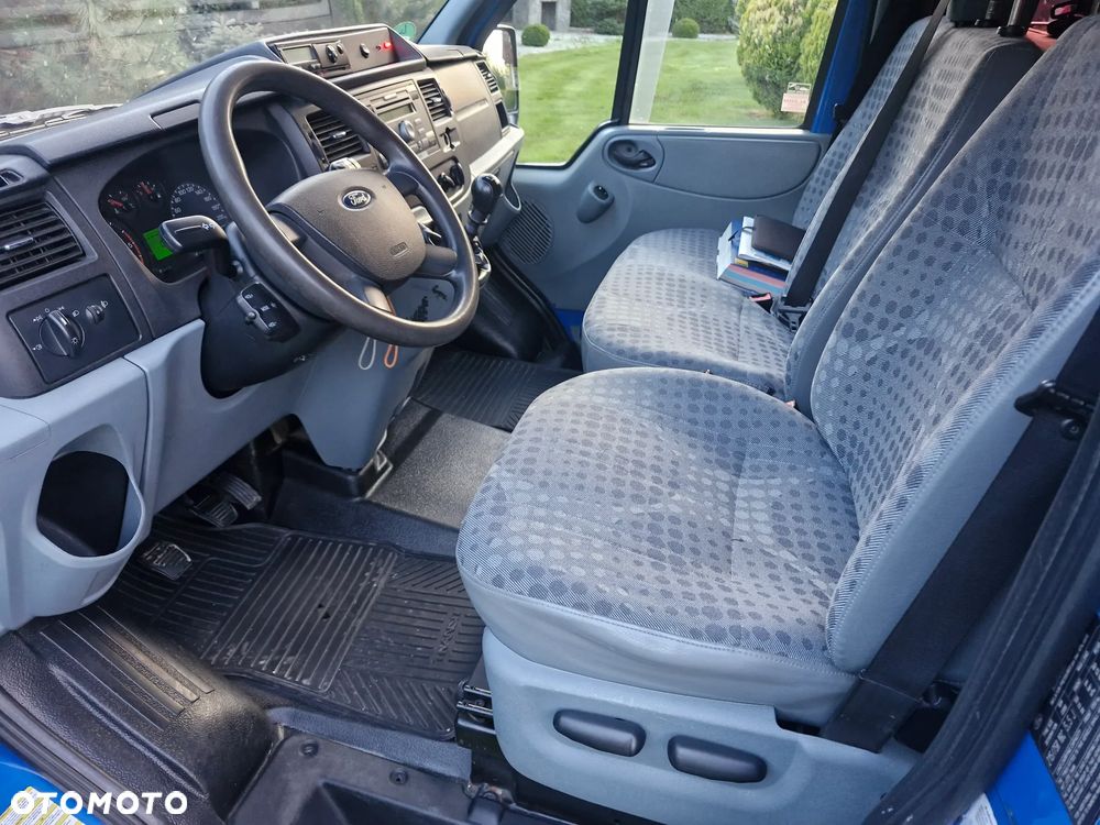 Ford Transit - 17