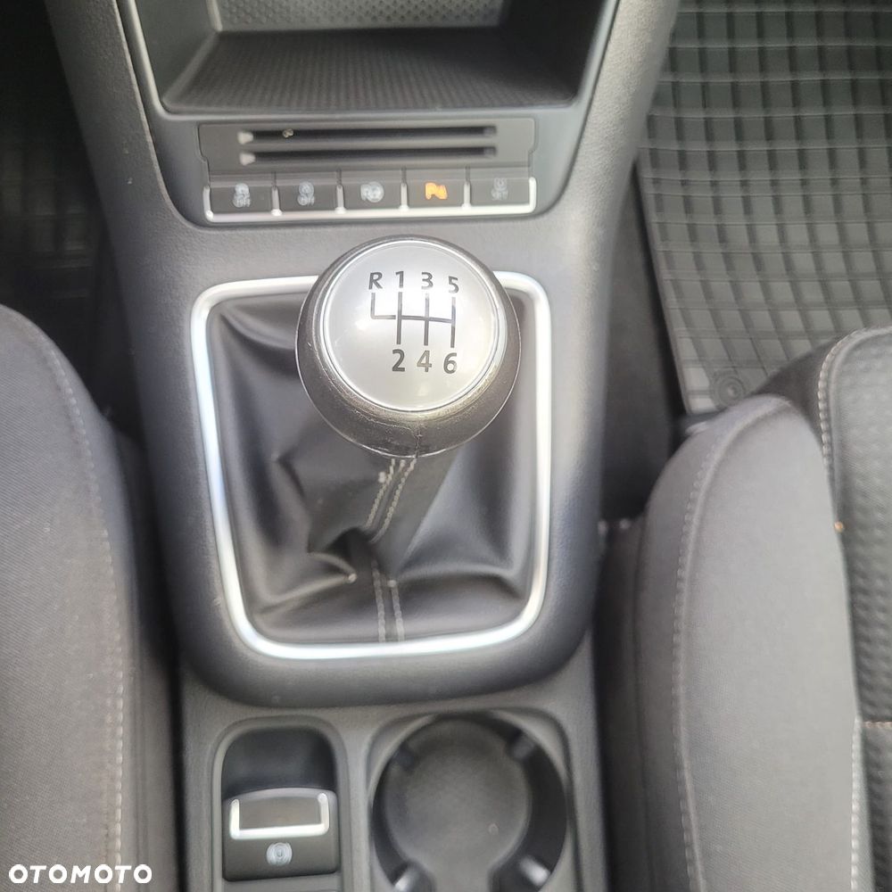 Volkswagen Tiguan - 19
