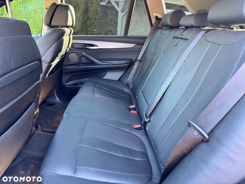 BMW X5 xDrive40d - 29