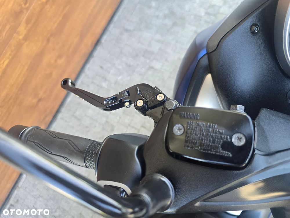 Yamaha X-max - 14