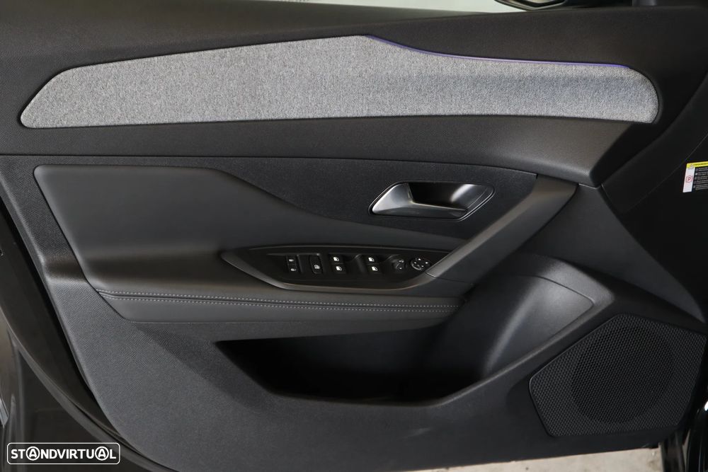 Peugeot 308 SW 1.2 PureTech Allure Full LED EAT8 - 12