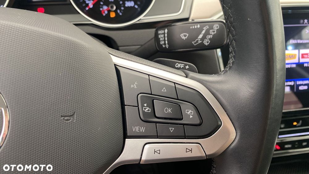 Volkswagen Passat - 19