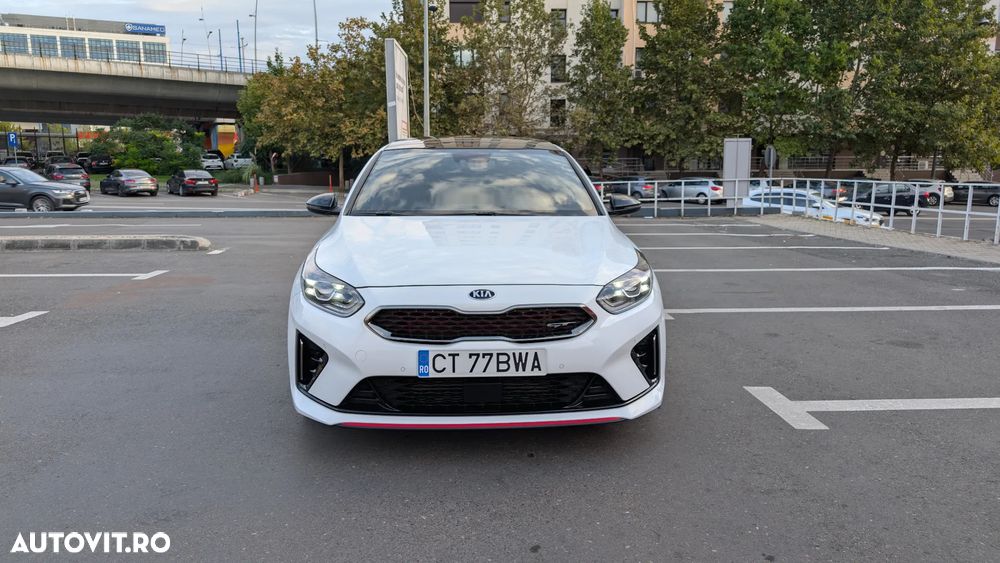 Kia Ceed 1.6 T-GDI GT - 1