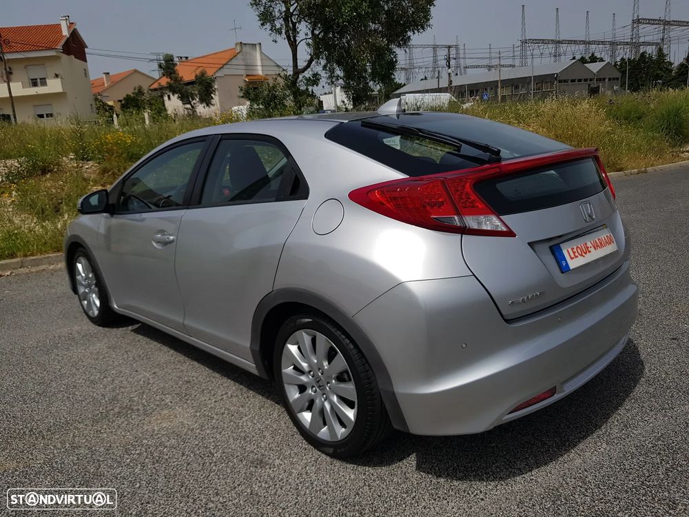 Honda Civic 1.4 i-VTEC Sport Navi - 4