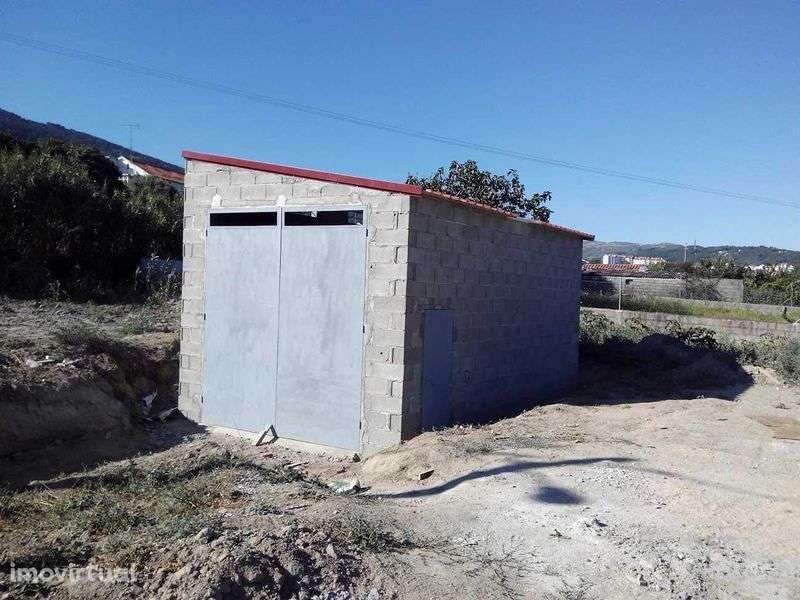 Vendo ou alugo – Terreno - Covilhã - Grande imagem: 2/5