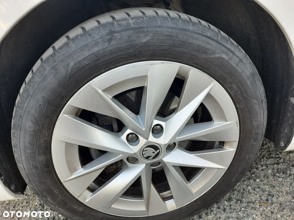 Skoda Octavia - 13