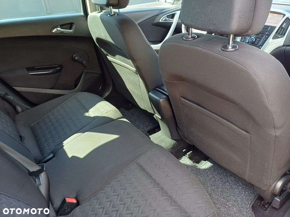 Opel Astra 1.4 Turbo Active - 11