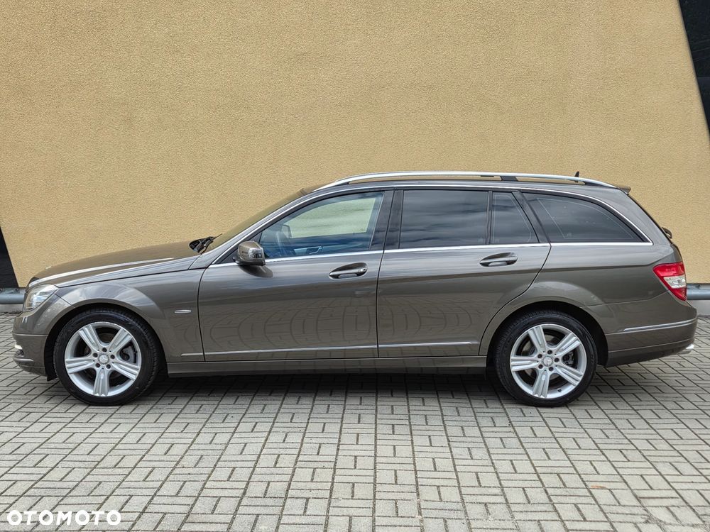 Mercedes-Benz Klasa C 200 (BlueEFFICIENCY) Avantgarde - 2