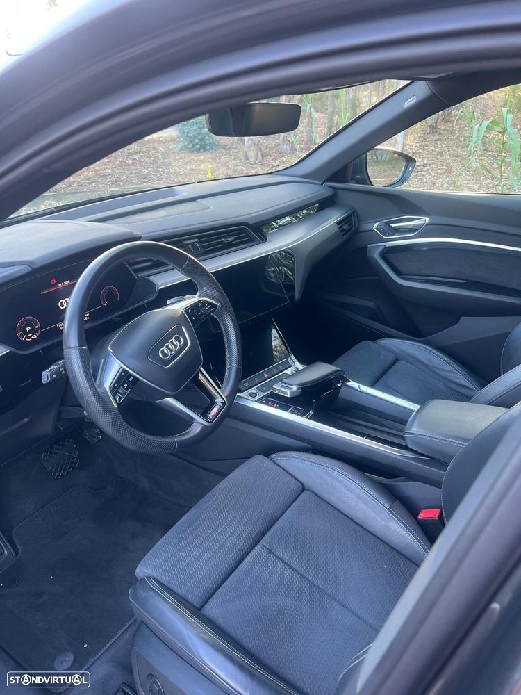 Audi e-tron 55 quattro S line - 37
