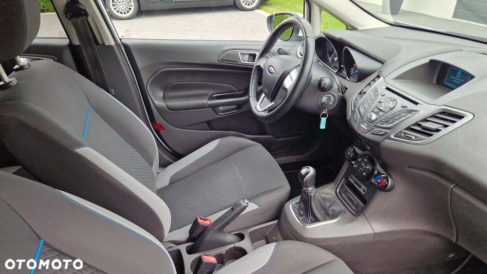 Ford Fiesta 1.0 EcoBoost Titanium - 14