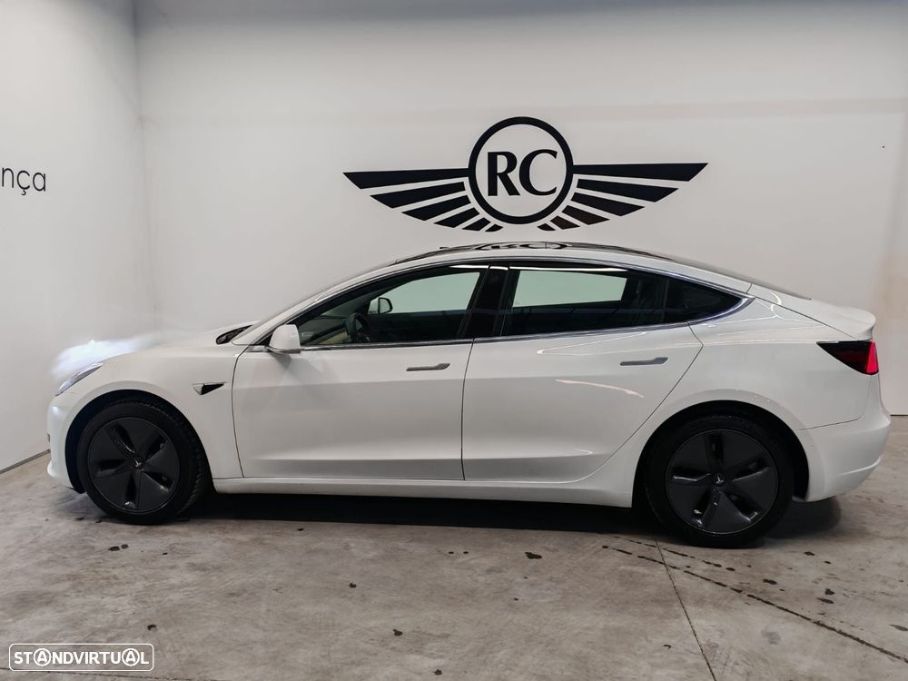 Tesla Model 3 Standard Range Plus RWD - 2