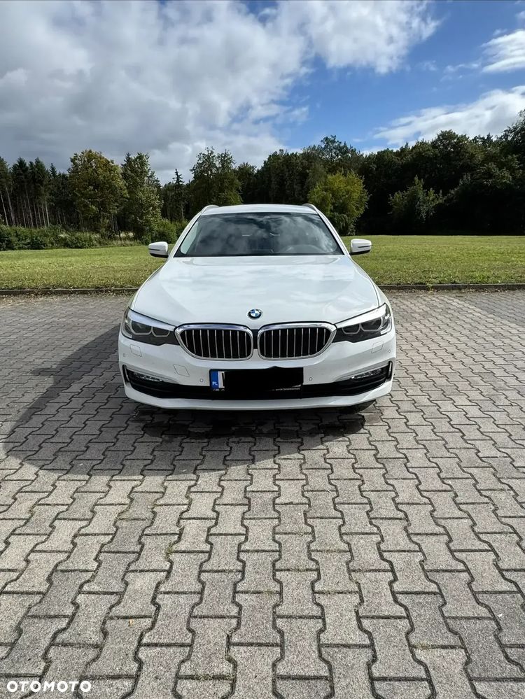 BMW Seria 5 530i xDrive - 4