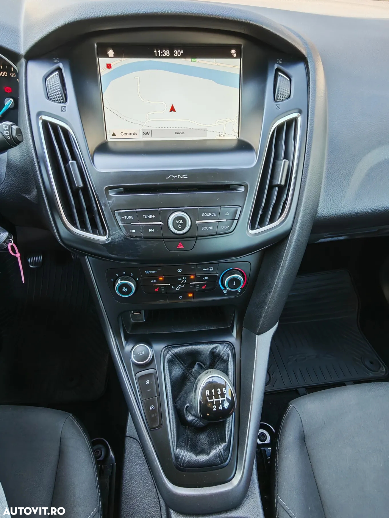 Ford Focus 1.5 TDCi DPF Start-Stopp-System Business - 6