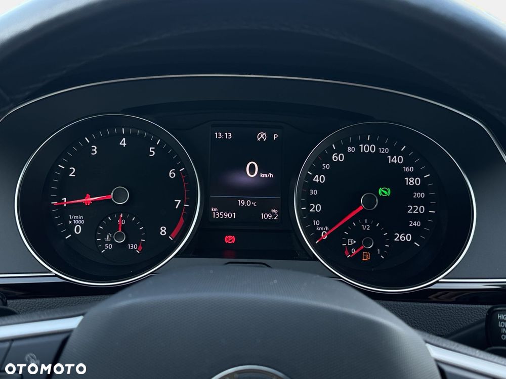 Volkswagen Passat Variant 1.5 TSI OPF DSG Business - 15
