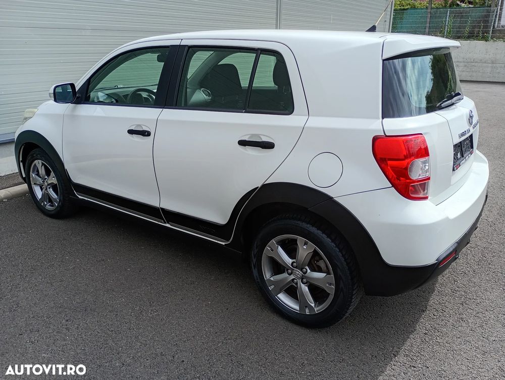 Toyota Urban Cruiser 1.4 AWD DPF Sol - 5