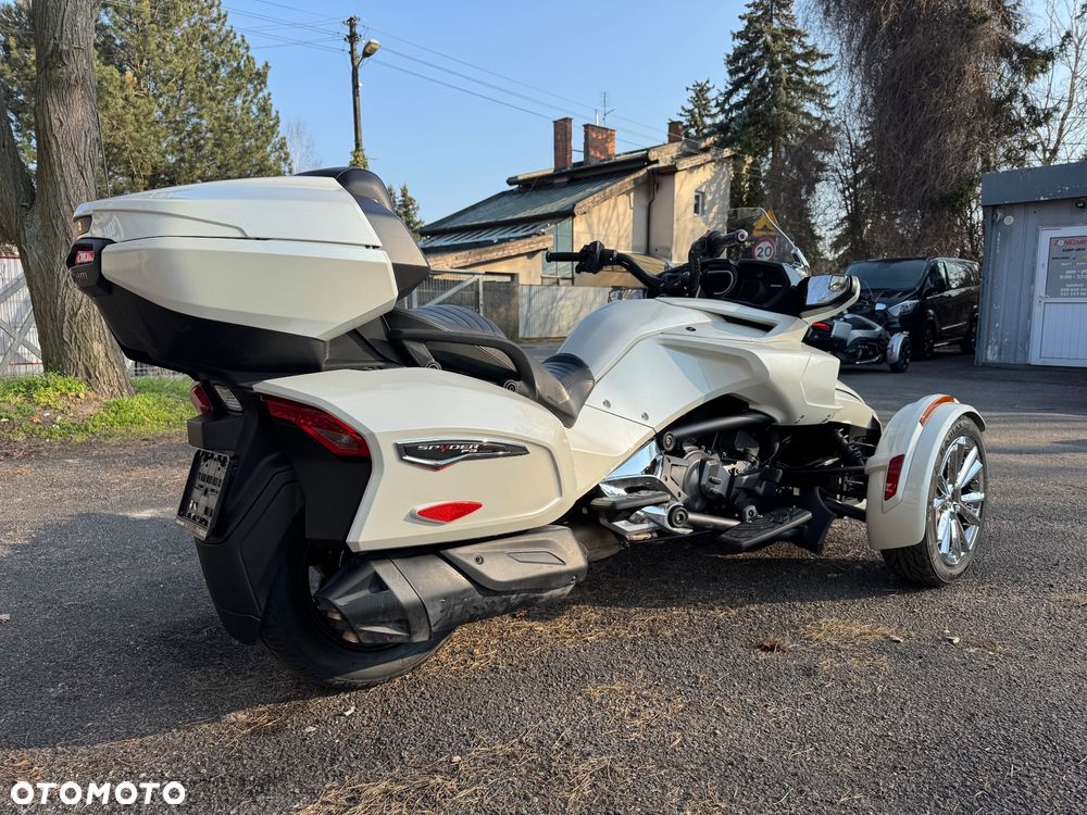 Can-Am Spyder - 7