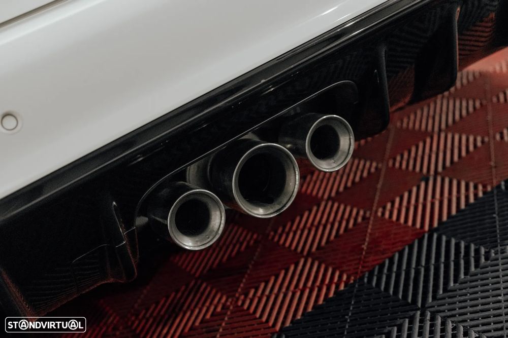 Honda Civic 2.0 VTEC Turbo Type R - 8