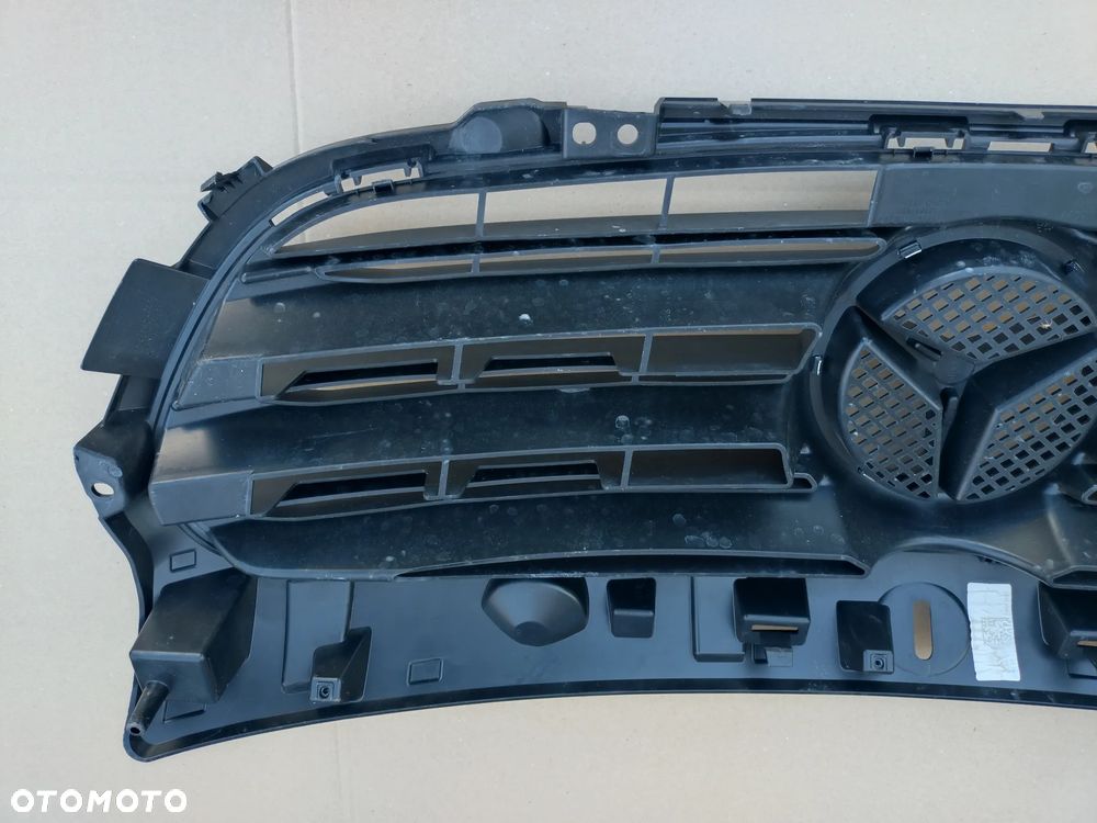 MERCEDES CITAN W420  21- GRILL ATRAPA ORYGINAŁ ! STAN BDB ! - 5