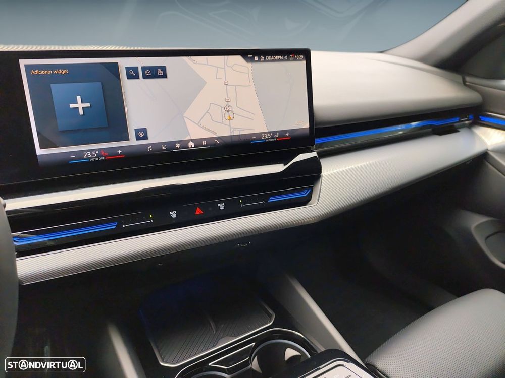 BMW 520 d Pack Desportivo M - 29