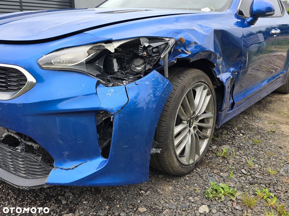 Kia Stinger 2.0 T-GDI GT Line - 15
