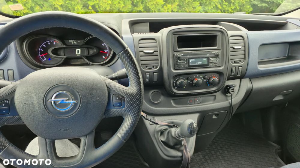 Opel VIVARO - 10