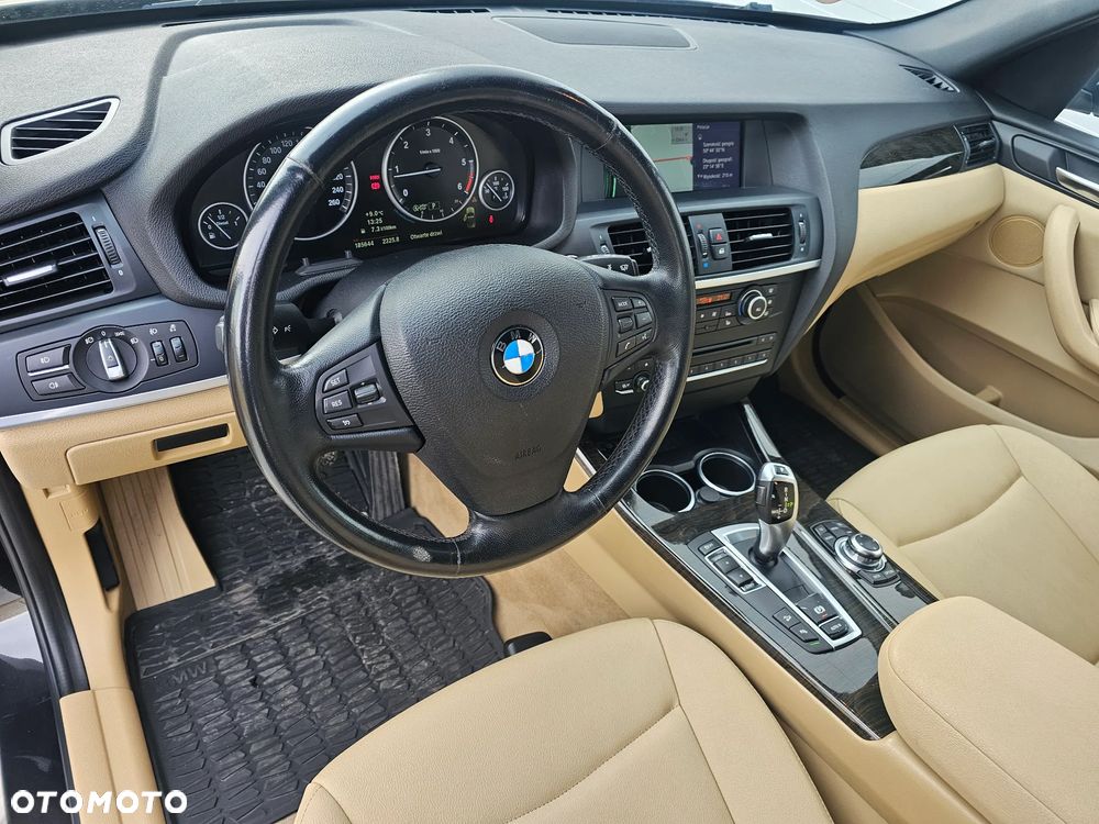 BMW X3 xDrive20d - 23