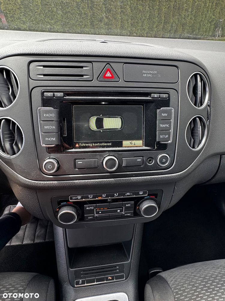 Volkswagen Golf Plus 2.0 TDI DSG Comfortline - 17