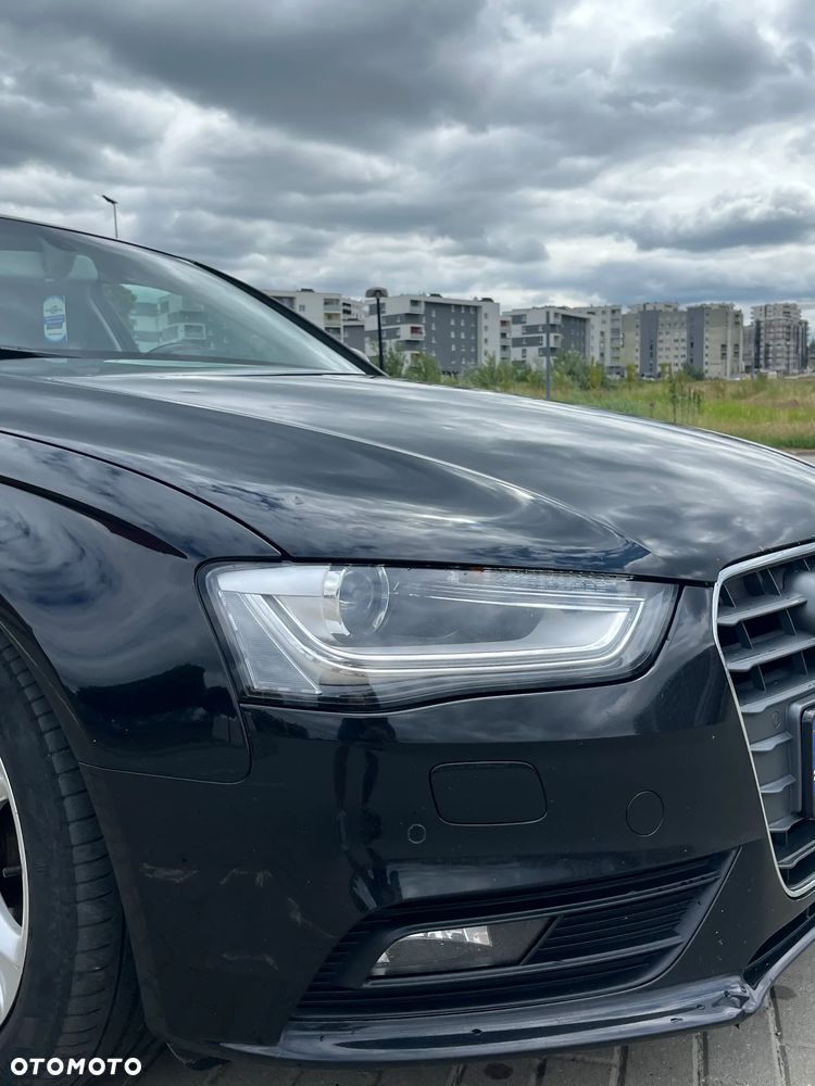 Audi A4 Avant 2.0 TDI DPF Ambiente - 7