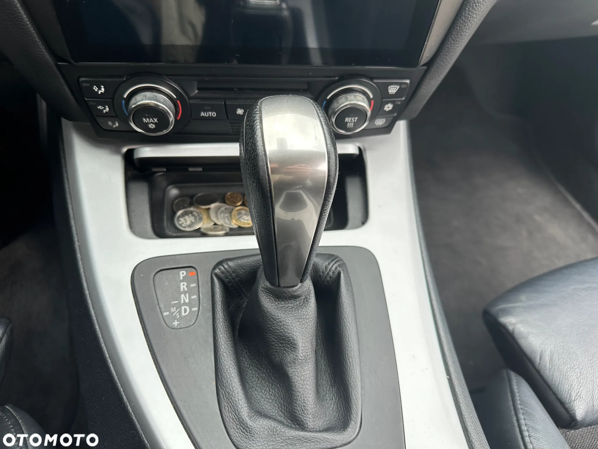 BMW Seria 3 320i Coupe - 31