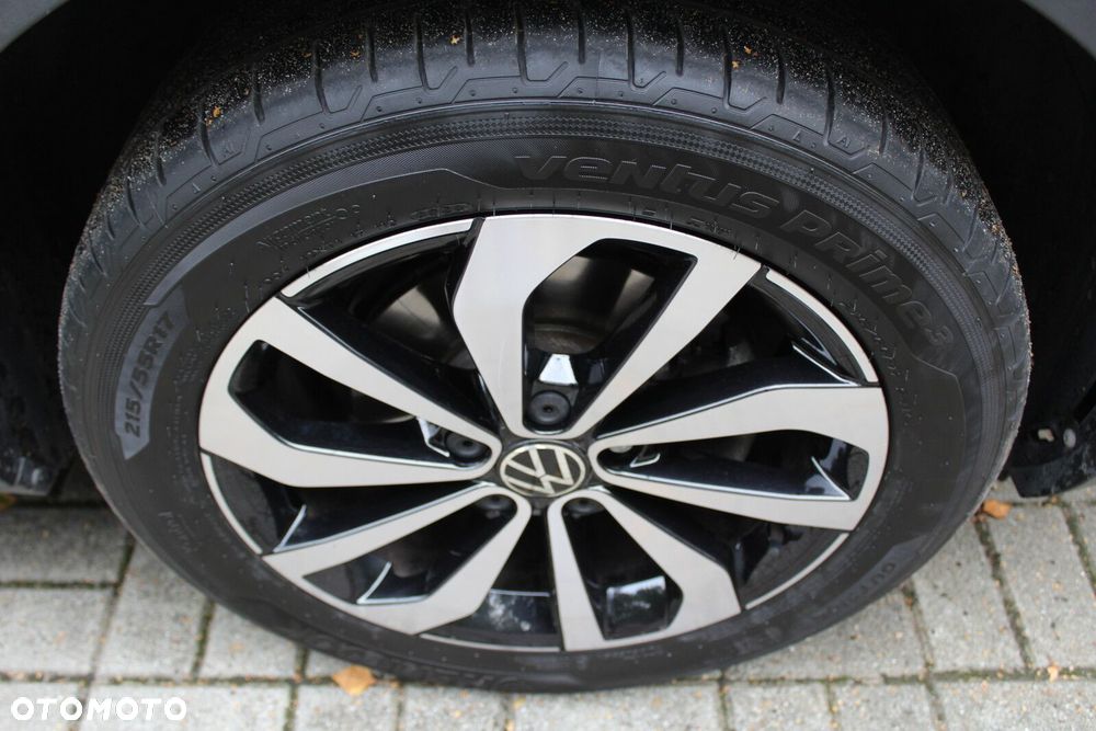 Volkswagen T-Roc - 23
