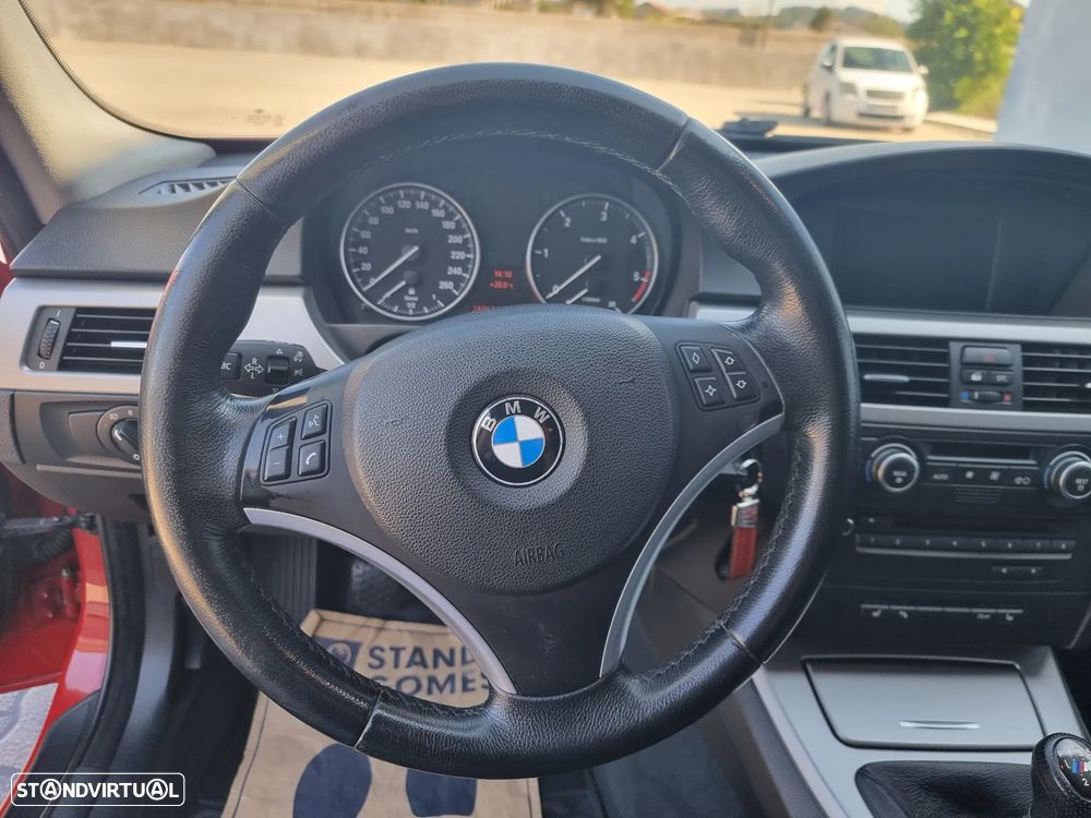 BMW 320 d Touring Sport - 12