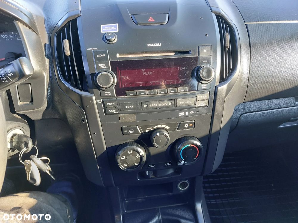 Isuzu D-Max - 13