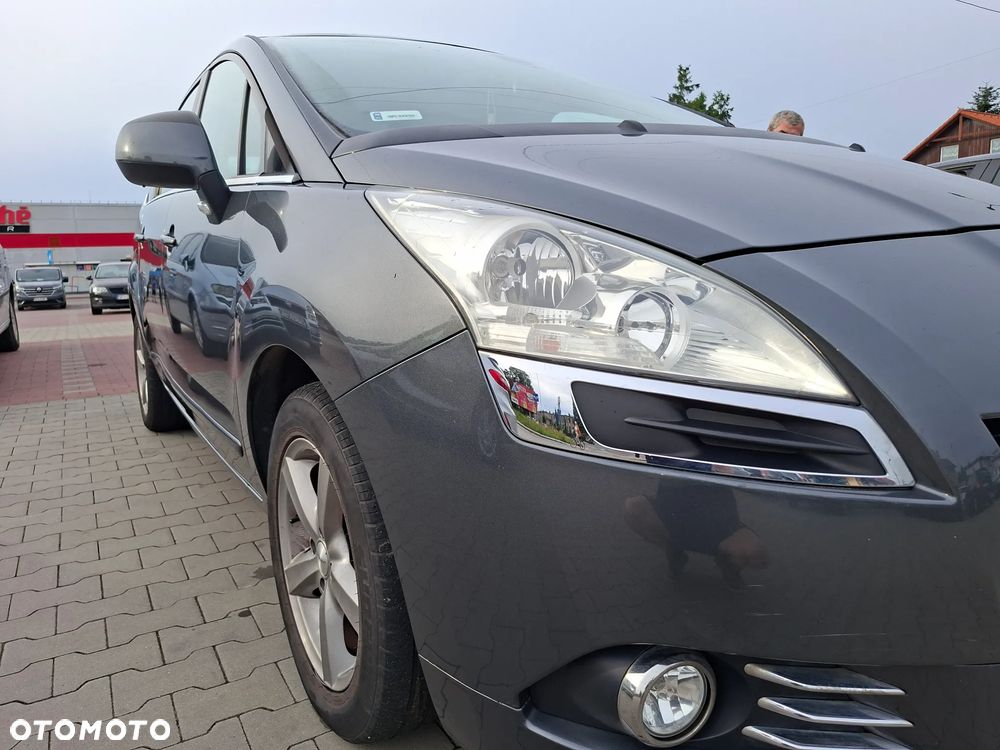 Peugeot 5008 - 2