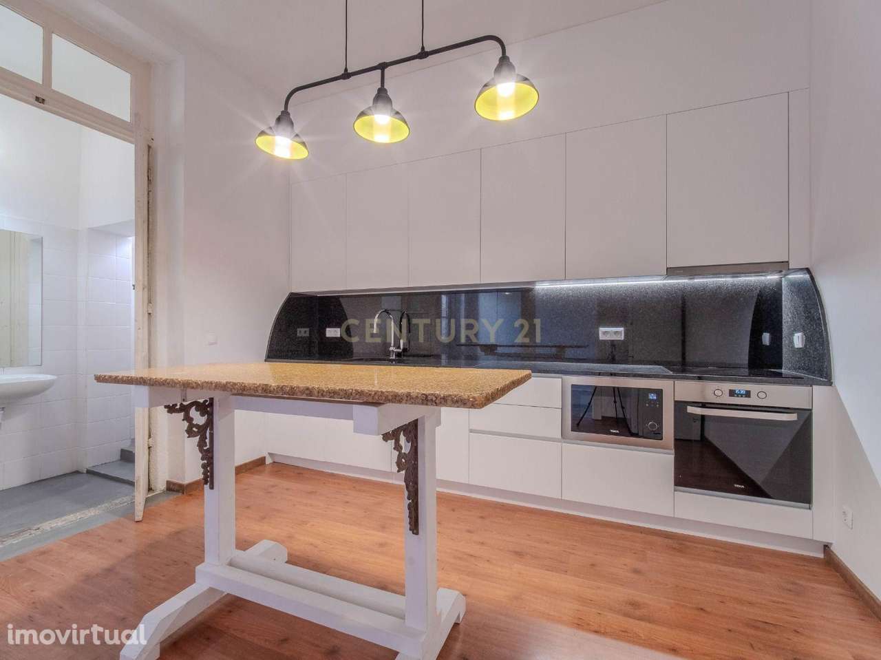 Moradia T5 para arrendamento - Costa Cabral - Grande imagem: 4/39