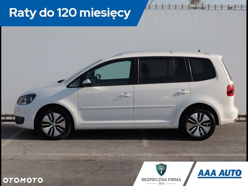 Volkswagen Touran - 4