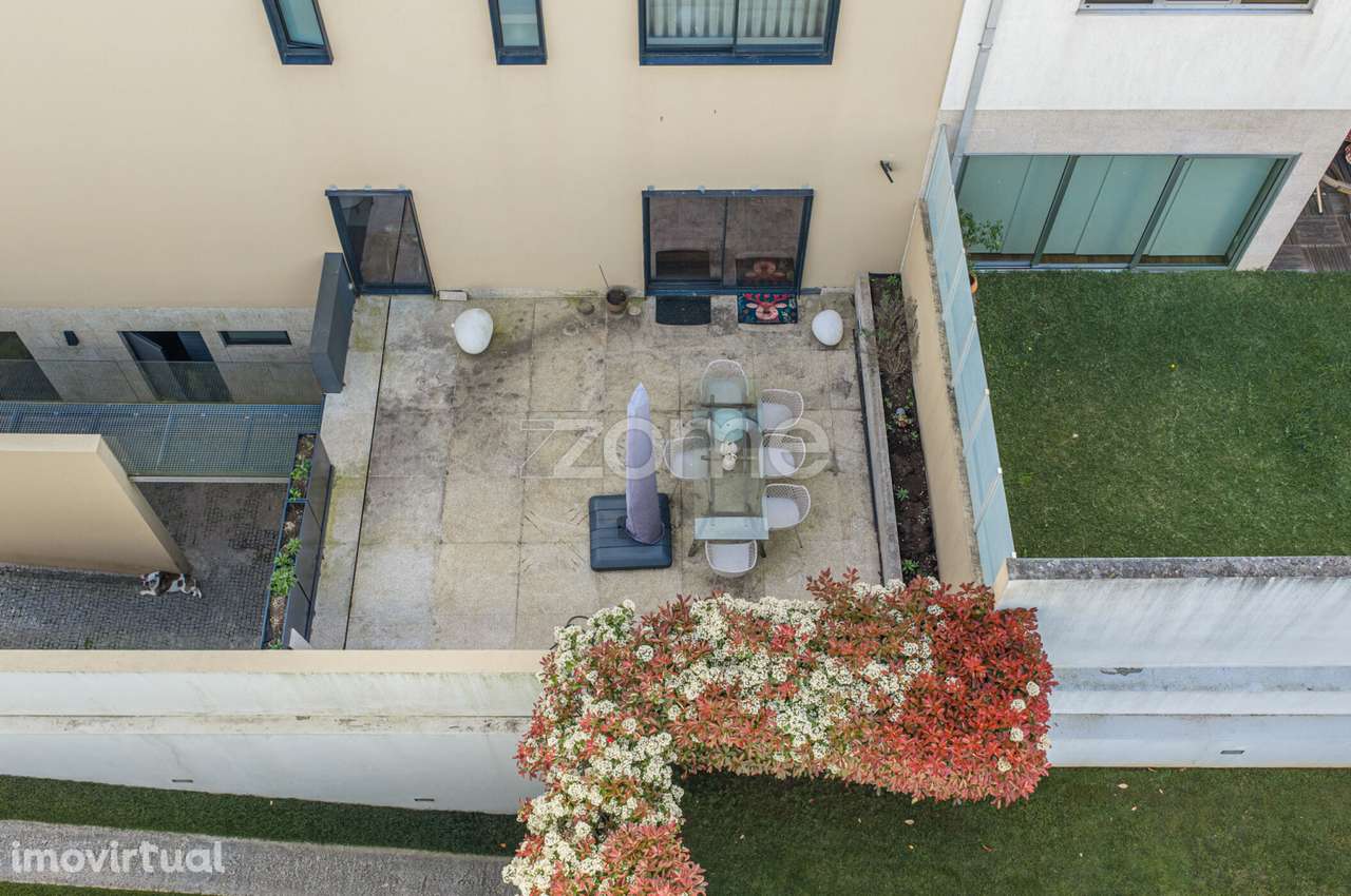 Sede Corporativa Premium | Arquitetura Contemporânea | Pinhais da Foz - Grande imagem: 5/44