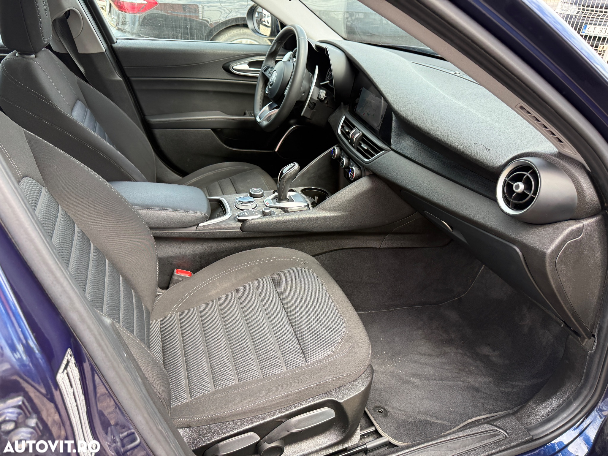 Alfa Romeo Giulia 2.2 Diesel AT8 Super - 29