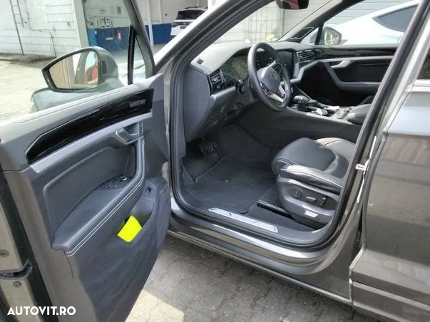 Volkswagen Touareg V6 TDI 4MOTION Elegance - 7