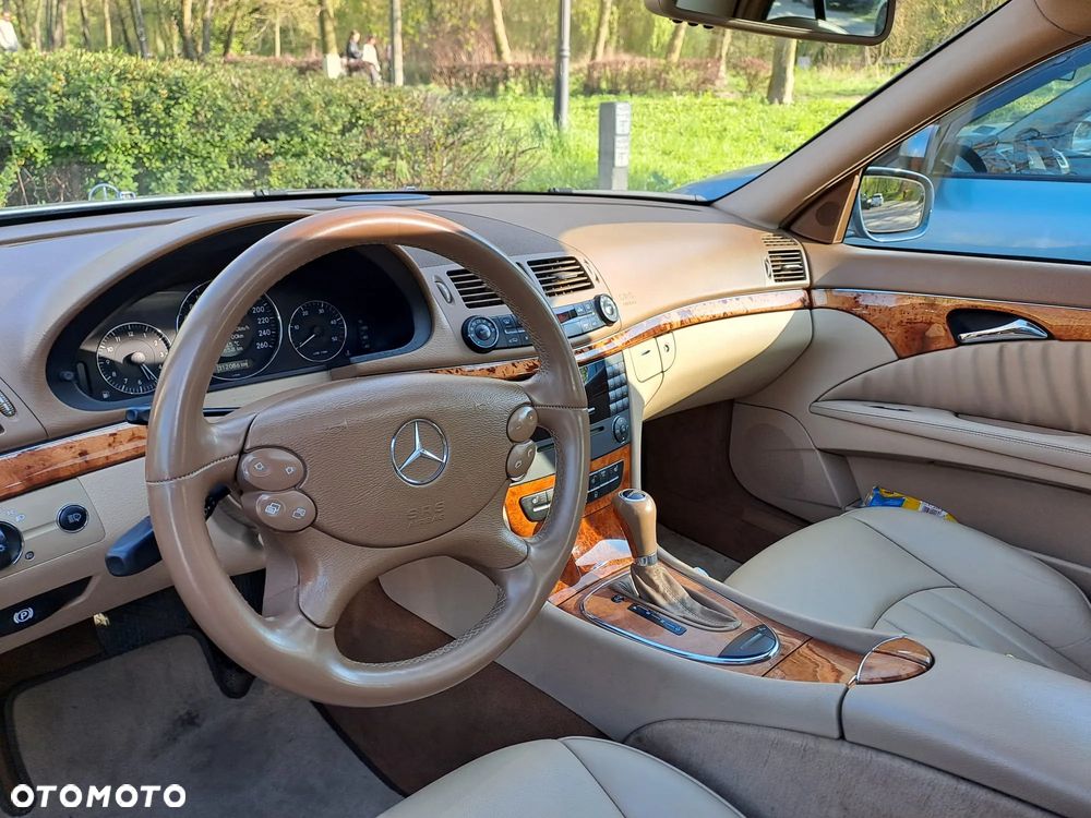Mercedes-Benz Klasa E 320 CDI 4-Matic Elegance - 2