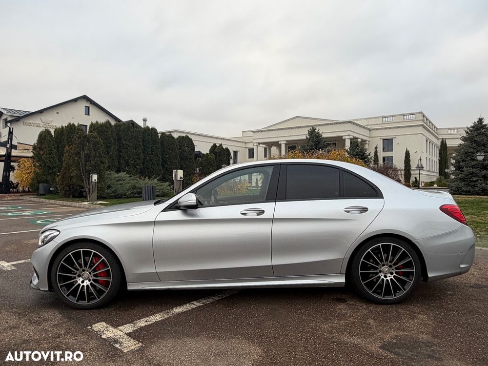 Mercedes-Benz C 400 4Matic T 7G-TRONIC AMG Line - 9