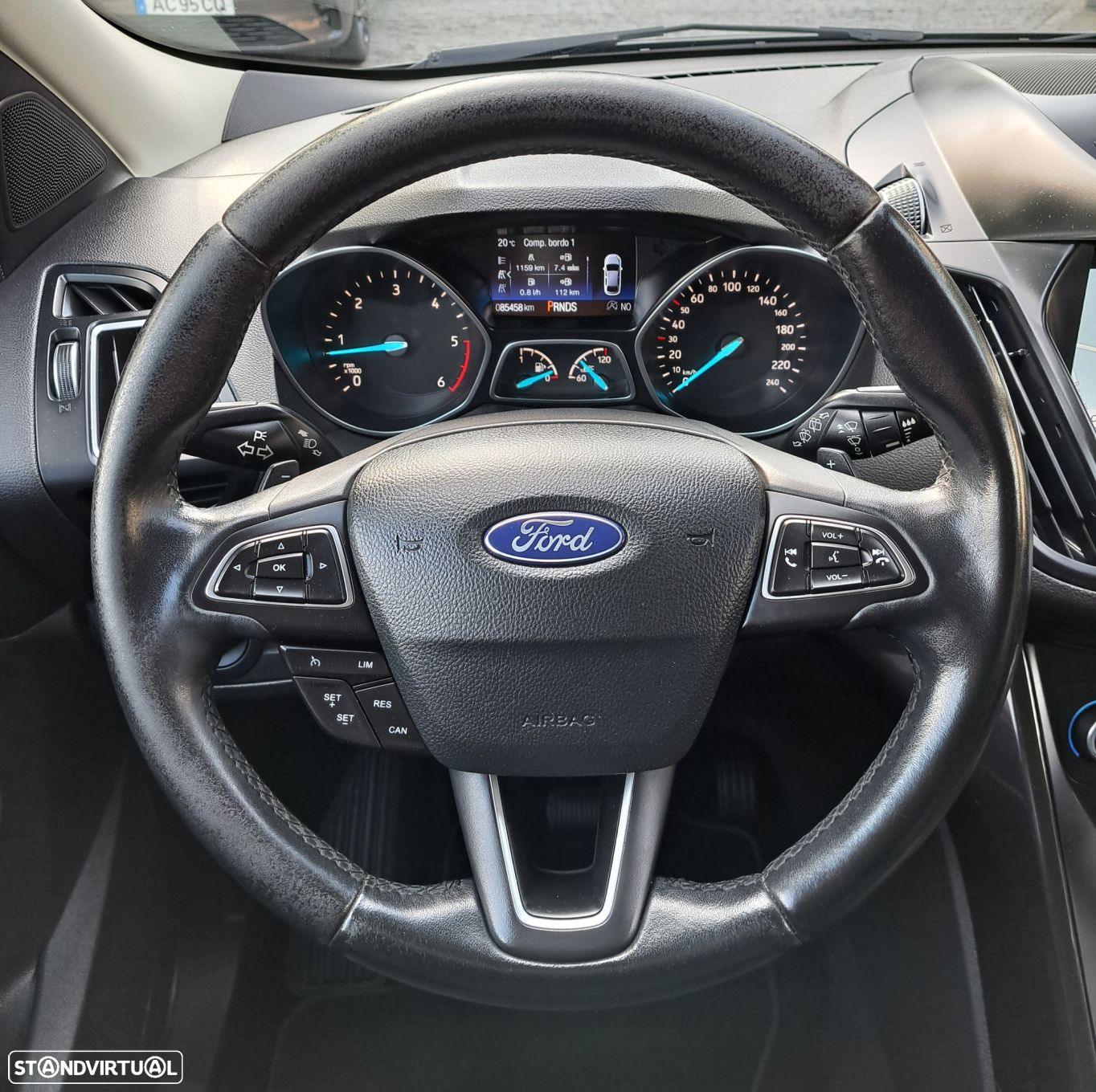 Ford Kuga 1.5 TDCi Titanium Powershift - 7