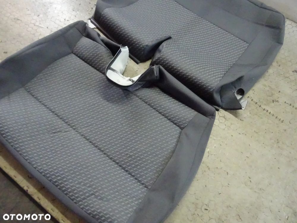 Tassamo Tapicerka pokrowiec dwojka VW T5 LIFT czesci - 6